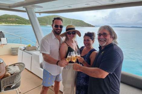 Review img # 25 of the yacht AEOLUS 77