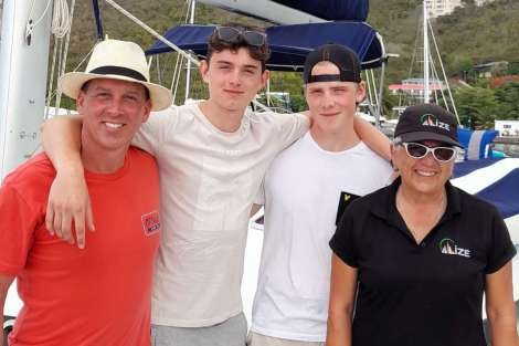 Review img # 83 of the yacht ALIZÉ