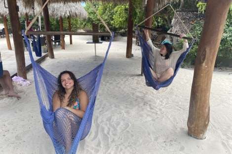 Review img # 50 of the yacht AURA