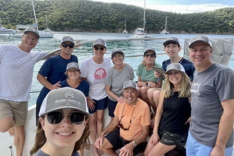 Review img # 41 of the yacht AURA