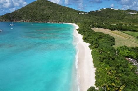 Review img # 38 of the yacht AURA