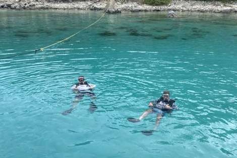 Review img # 27 of the yacht AURA