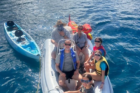 Review img # 18 of the yacht AZURIA