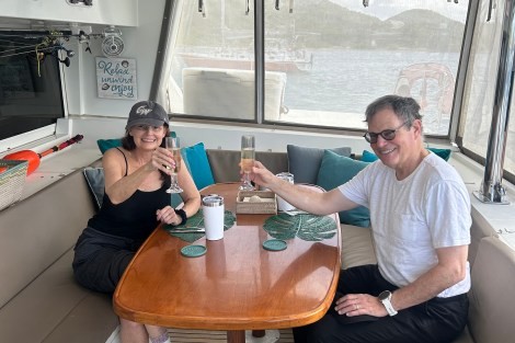 Review img # 8 of the yacht AZURIA