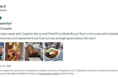 Review img # 4 of the yacht Bavarian Bliss