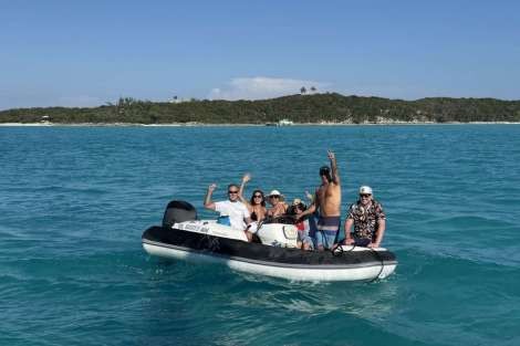 Review img # 2 of the yacht Baymahni