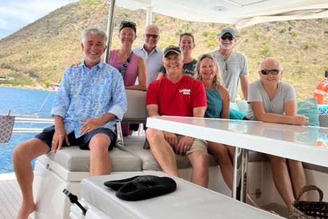 Review img # 21 of the yacht BLUE HORIZON