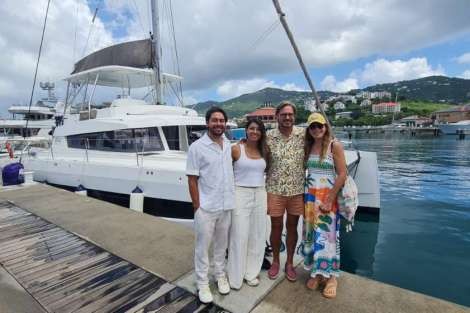 Review img # 51 of the yacht C SISTERS