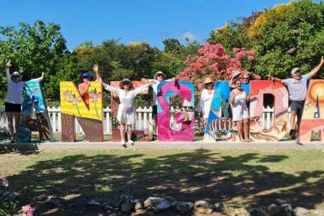 Review img # 47 of the yacht C SISTERS