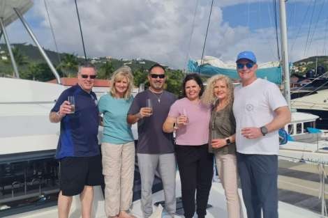 Review img # 27 of the yacht C SISTERS