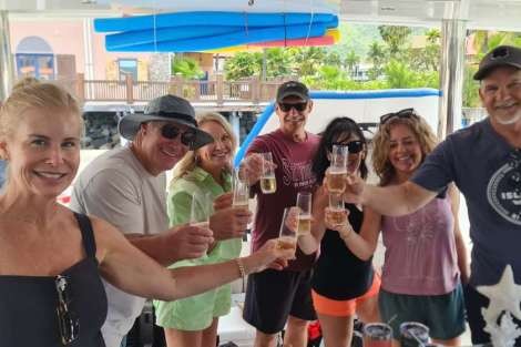 Review img # 21 of the yacht C SISTERS