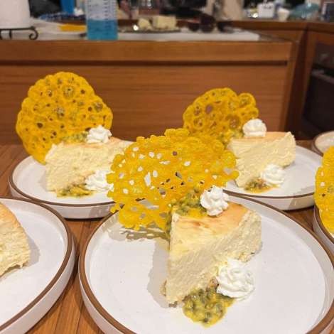 Food onboard CHANGES IN LATITUDES # 5