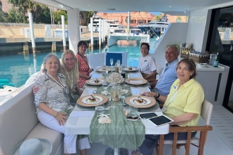 Review img # 25 of the yacht EARNOUT