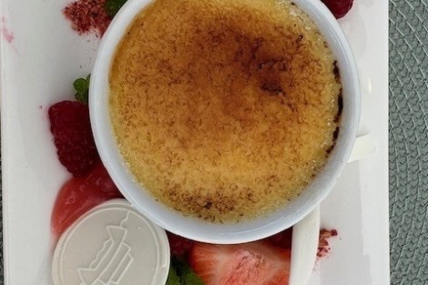 Review img # 29 of the yacht EARNOUT