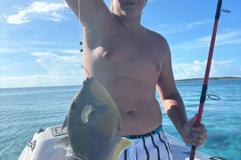 Review img # 8 of the yacht EARNOUT