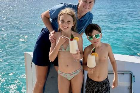 Review img # 9 of the yacht EARNOUT