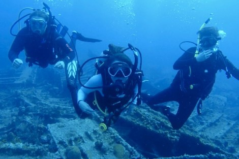 Review img # 73 of the yacht GAMBIT