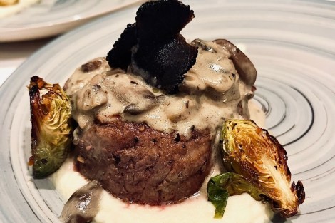 Review img # 1 of the yacht Grace