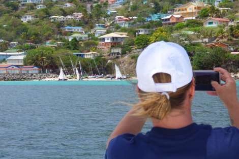 Review img # 93 of the yacht Groovy