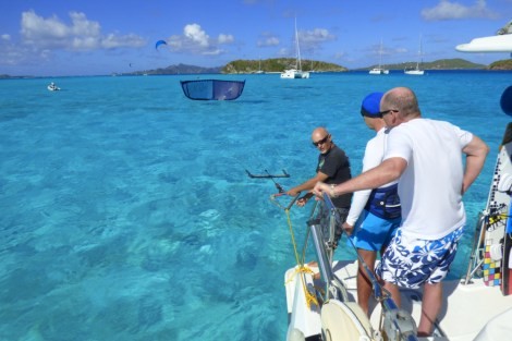 Review img # 83 of the yacht Groovy