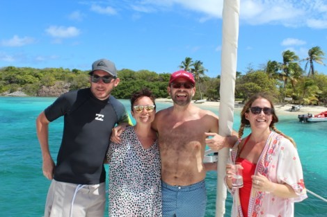 Review img # 42 of the yacht Groovy