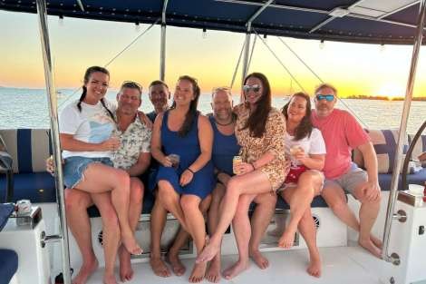 Review img # 9 of the yacht HEAVENLY