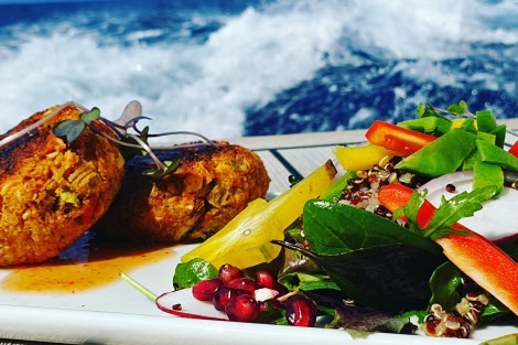 Review img # 16 of the yacht HULYA