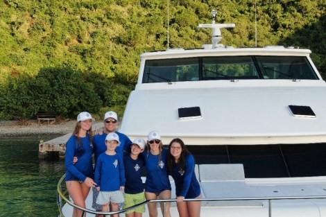 Review img # 13 of the yacht INDIGO