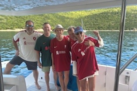 Review img # 2 of the yacht INDIGO