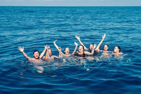 Review img # 10 of the yacht ISLAND KISSES