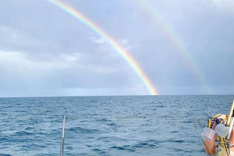 Review img # 60 of the yacht ISOLABLUE