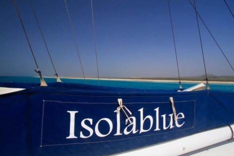 Review img # 132 of the yacht ISOLABLUE