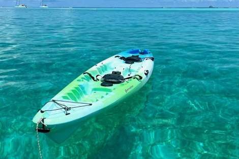 Review img # 53 of the yacht ISOLABLUE