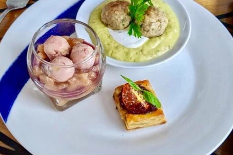 Review img # 139 of the yacht ISOLABLUE