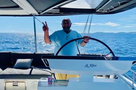 Review img # 37 of the yacht LE REVE L620 ESSENCE