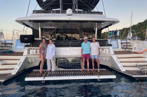 Review img # 24 of the yacht LE REVE L620 ESSENCE