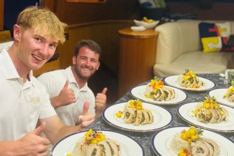 Review img # 5 of the yacht LEXINGTON