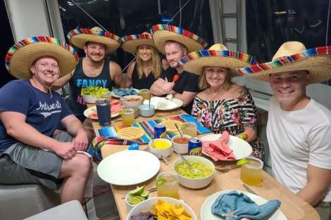 Review img # 115 of the yacht LIQUID ZEN