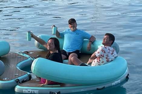 Review img # 98 of the yacht MAKIN MEMORIES