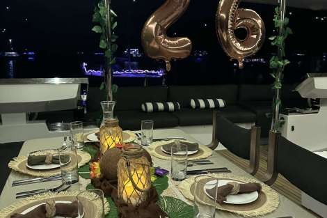 Review img # 40 of the yacht MARE BLU