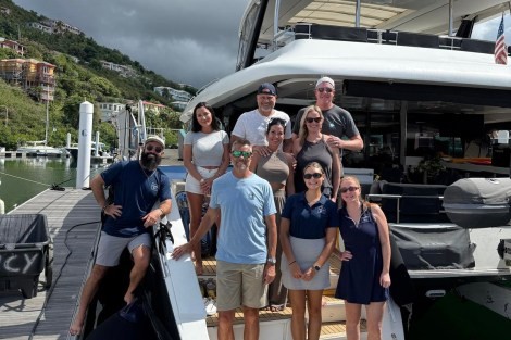 Review img # 9 of the yacht MARE BLU