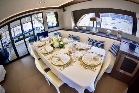 Review img # 4 of the yacht MARIAH PRINCESS III