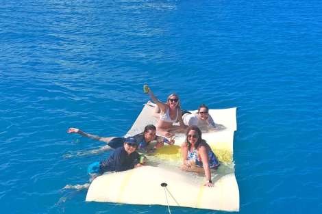 Review img # 34 of the yacht MISS SUMMER