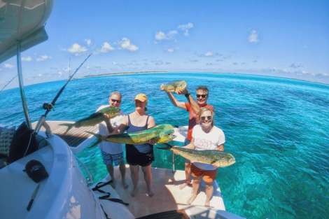 Review img # 112 of the yacht MUCHO GUSTO