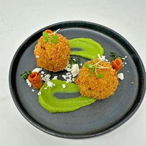 Food onboard NAUTI NICKEL # 10