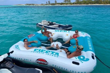 Review img # 2 of the yacht NEW LIFE