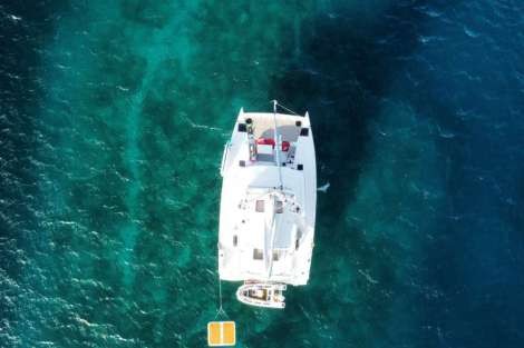 Review img # 30 of the yacht NO INHERITANCE