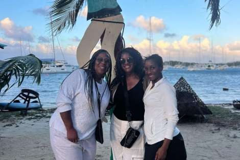 Review img # 16 of the yacht NO INHERITANCE