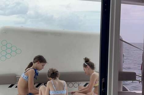 Review img # 4 of the yacht NO INHERITANCE