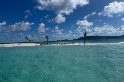 Review img # 2 of the yacht OCEAN VIBES